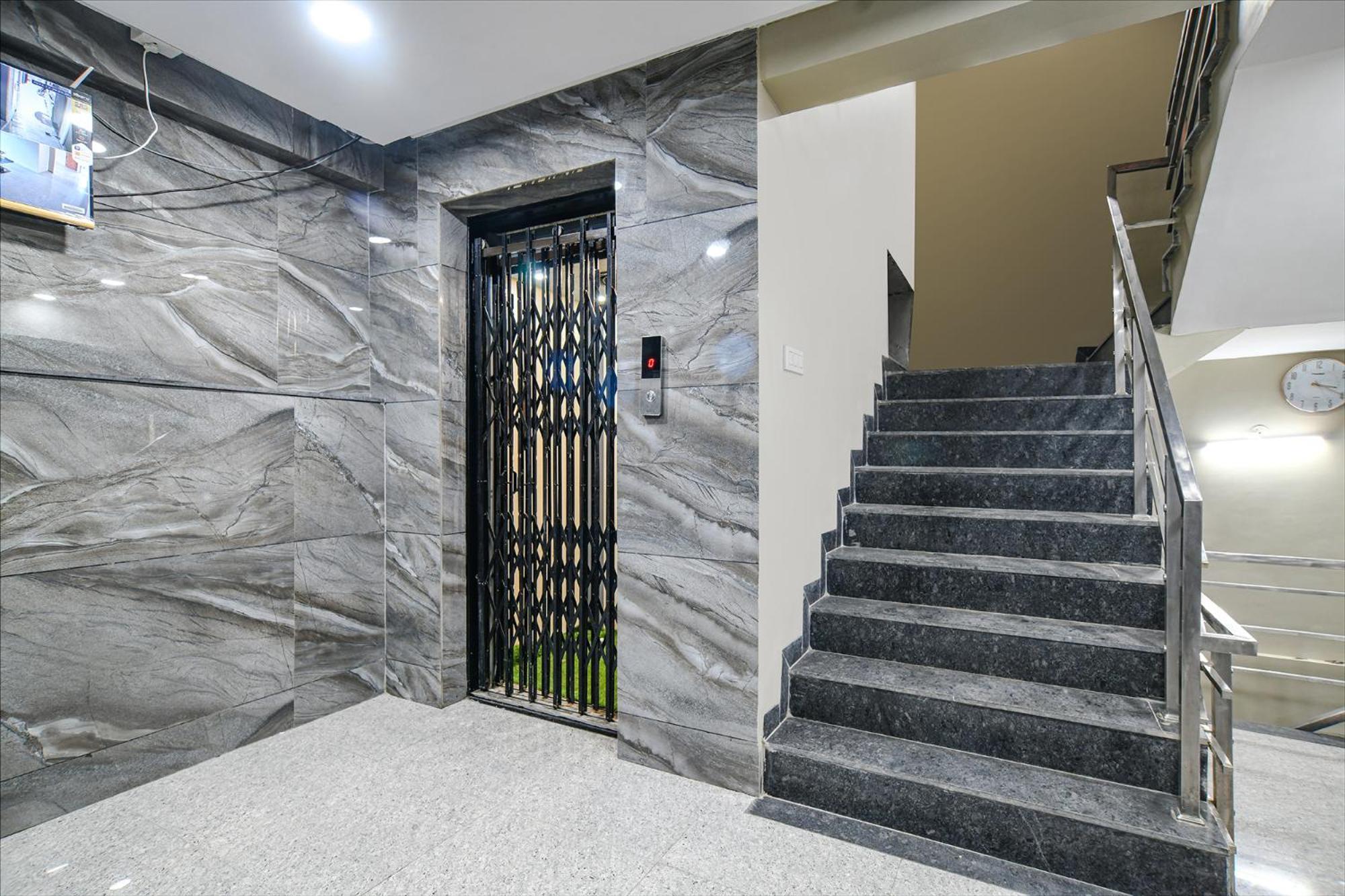 Fabhotel Classic Inn Indore Bagian luar foto