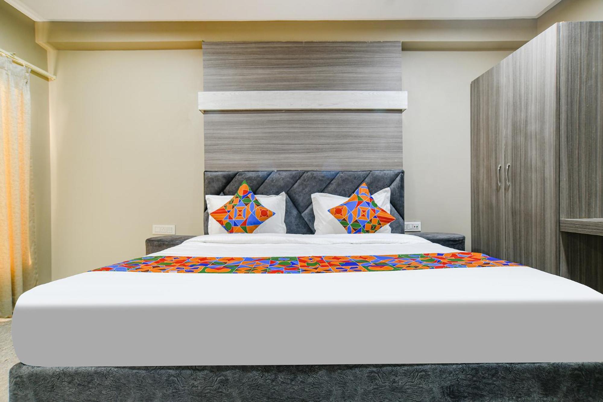 Fabhotel Classic Inn Indore Bagian luar foto