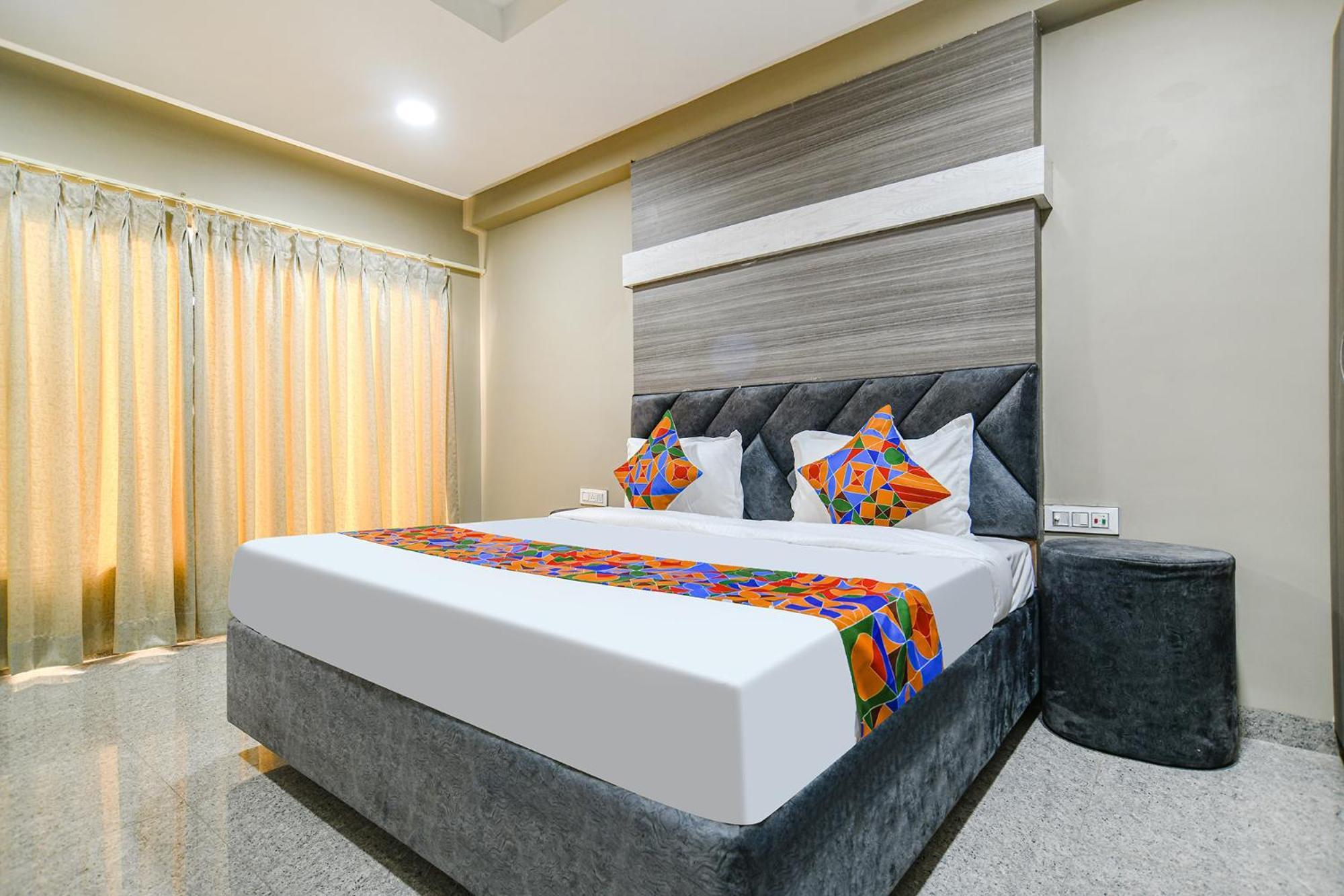 Fabhotel Classic Inn Indore Bagian luar foto